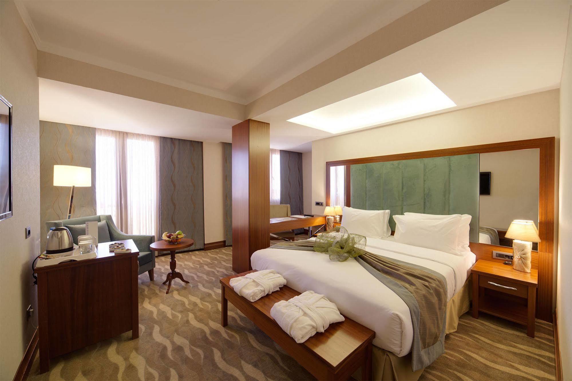 Lamec Hotel Business Gebze Kültér fotó