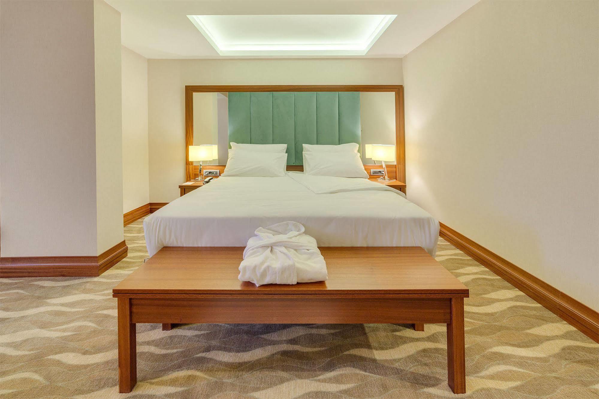 Lamec Hotel Business Gebze Kültér fotó